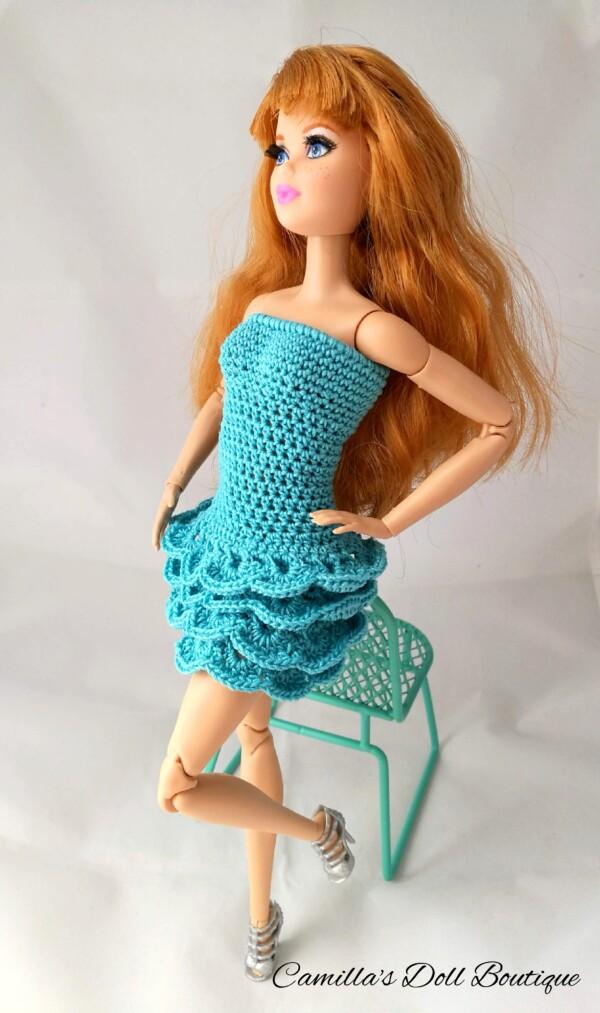 Satsidega kleit Barbie nukule