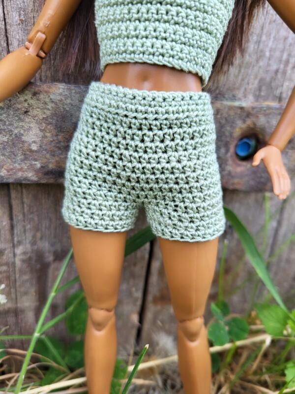 Lühikesed heegeldatud püksid Barbie nukule - Image 3
